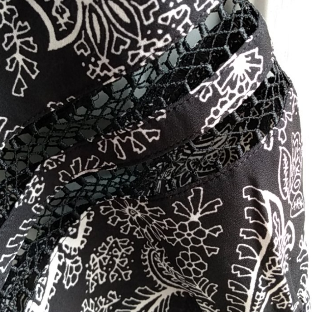 Dress - Picture 3 of 5